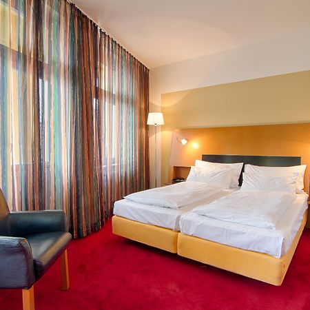 Theatrino Hotel Praag Buitenkant foto