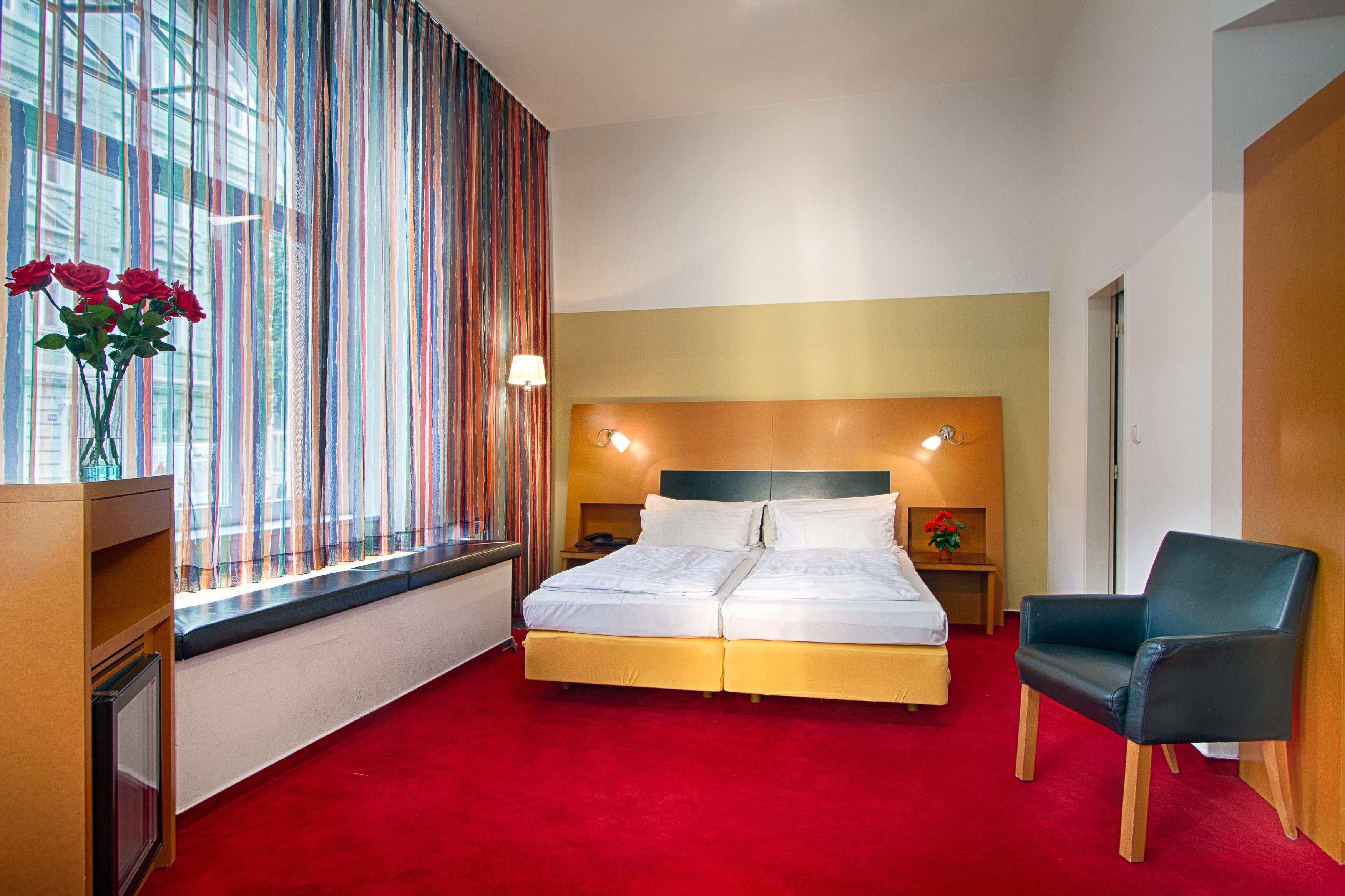 Theatrino Hotel Praag Buitenkant foto